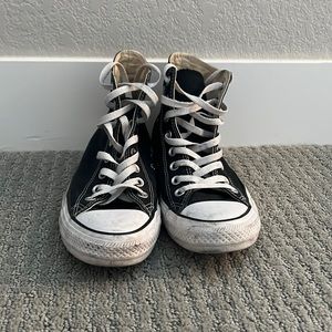 black converse size 8.5